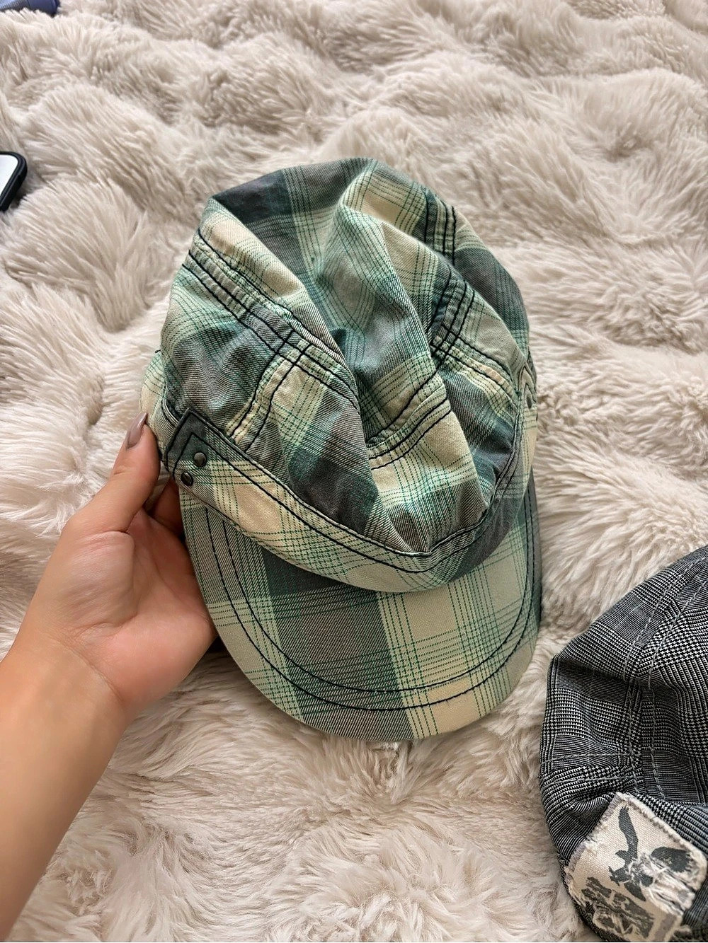 H&M Plaid newsboy military Cap in Green & Cream